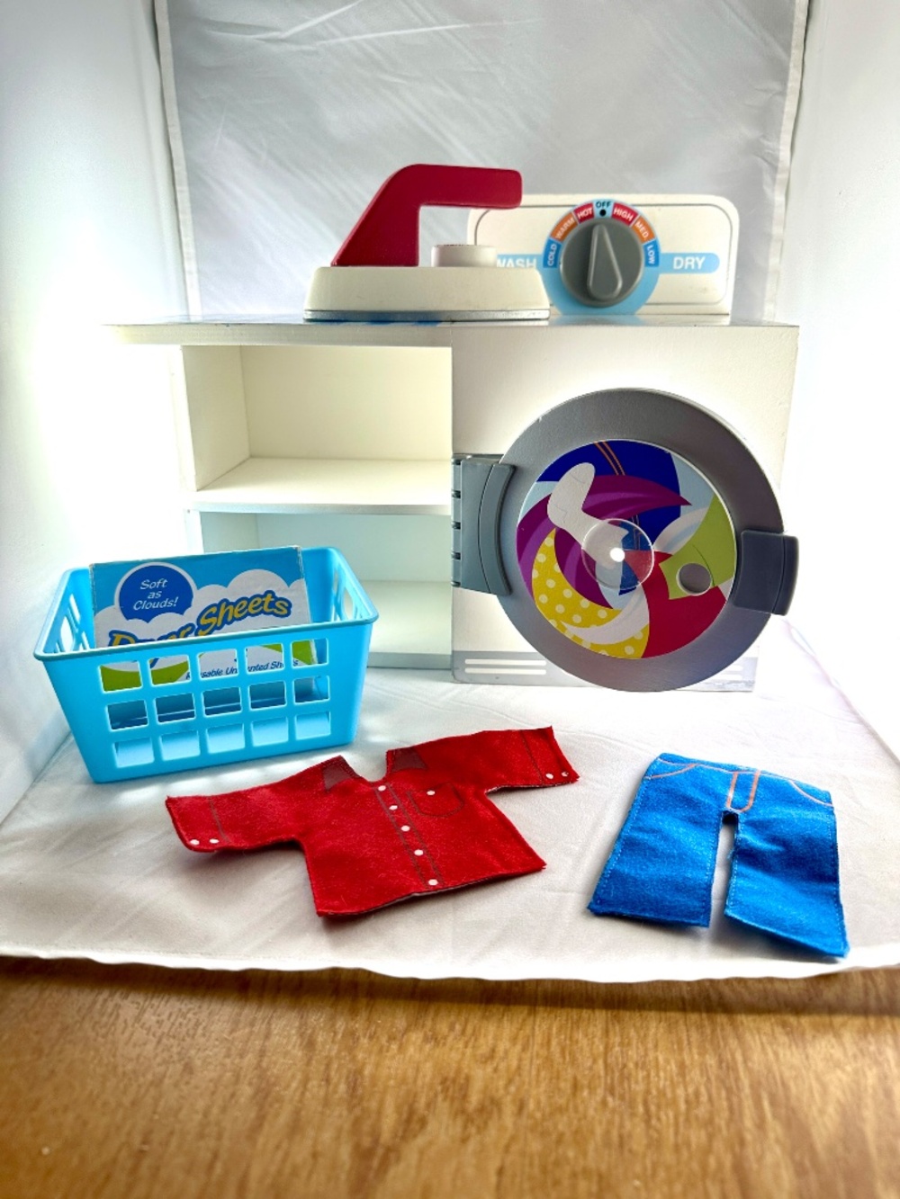 Discontinued Melissa & Doug Wash & Fold Wooden Laundry Set With Accessories